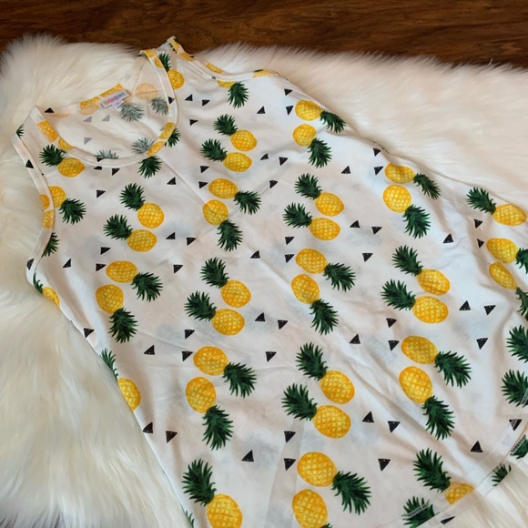 LulaRoe Tank Bundle - Picture 4 of 6